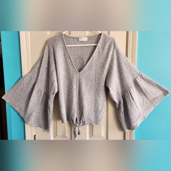 Anthropologie Lavender Field women's Gray Bell sleeves Sweater - Picture 1 of 5